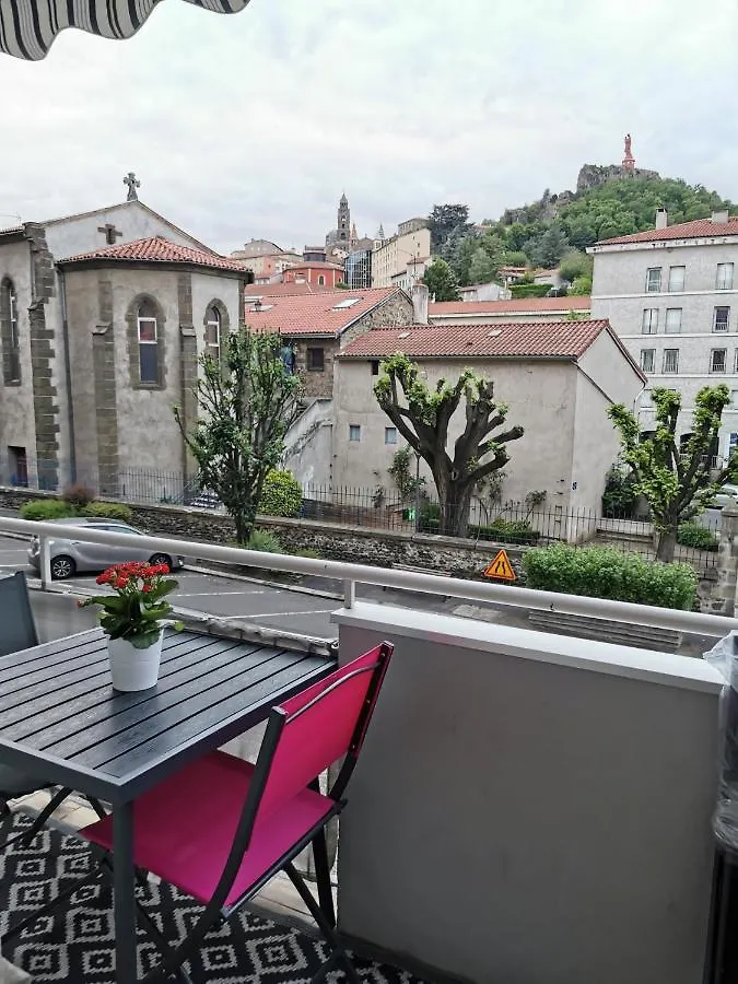 Apartment Velay Cocon Appartement 4 Chambres Avec Vue Sur Les Monuments Le Puy-en-Velay